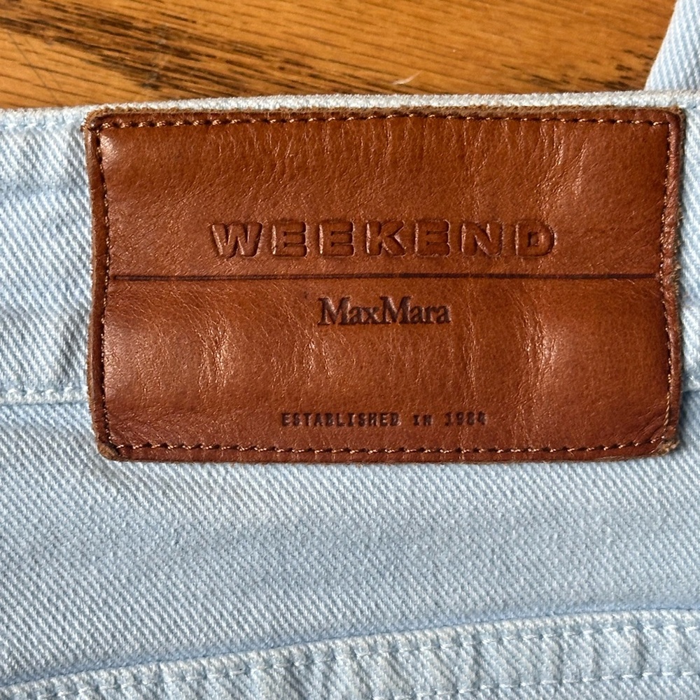 MaxMara Weekend Jeans with Brown Leather Patch. 8